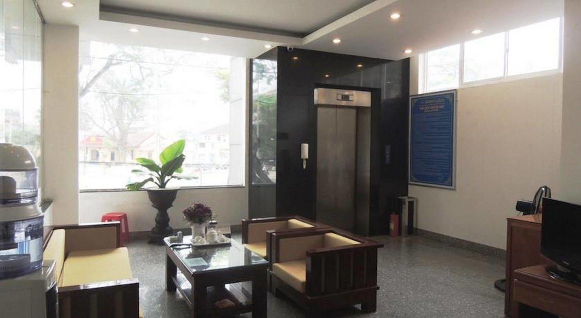 Golden Lotus Otel Hue Dış mekan fotoğraf