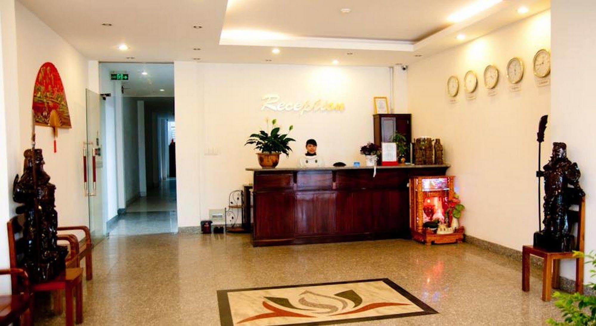Golden Lotus Otel Hue Dış mekan fotoğraf